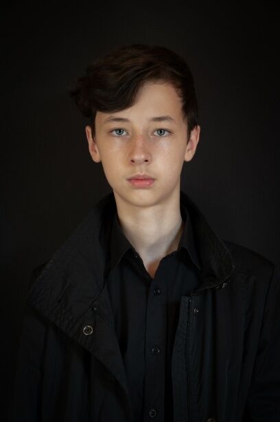  53835861  Georg, 28 ,    