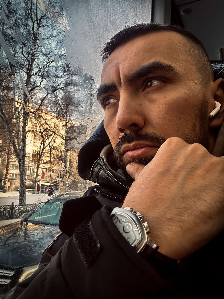  44938851  , 35 ,    