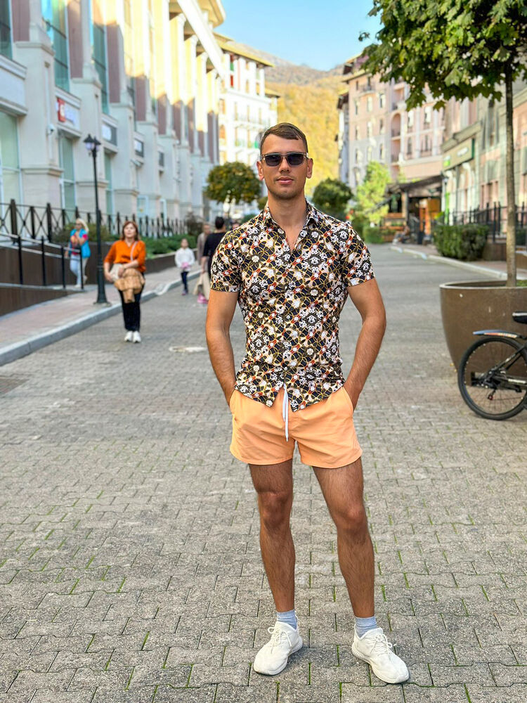  44796321  Vlad, 25 ,    
