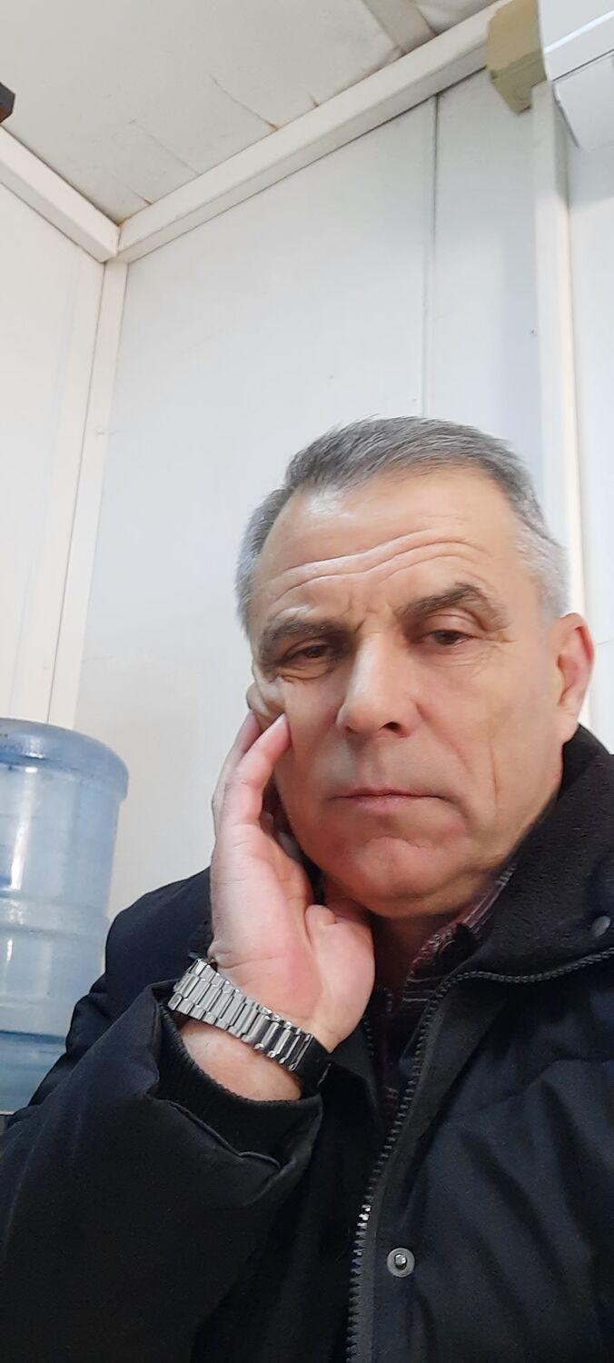  25628481  Sabir, 55 ,    