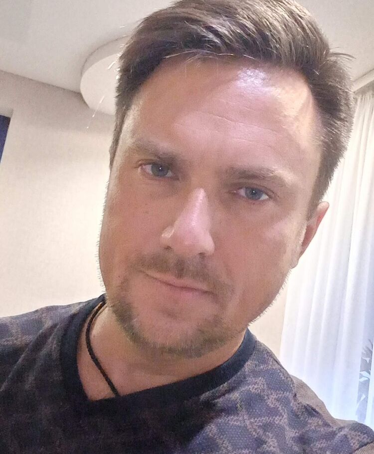  ,   , 44 ,   ,   