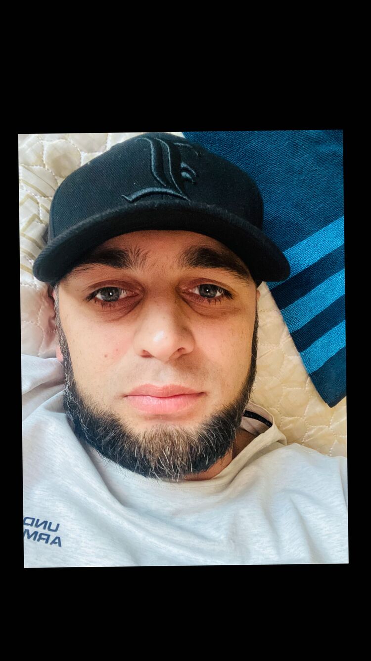  52949641  Abdul, 34 ,    