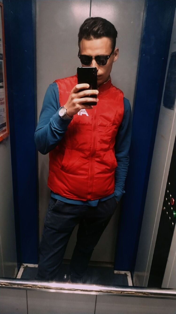  28303191  Boris, 29 ,     