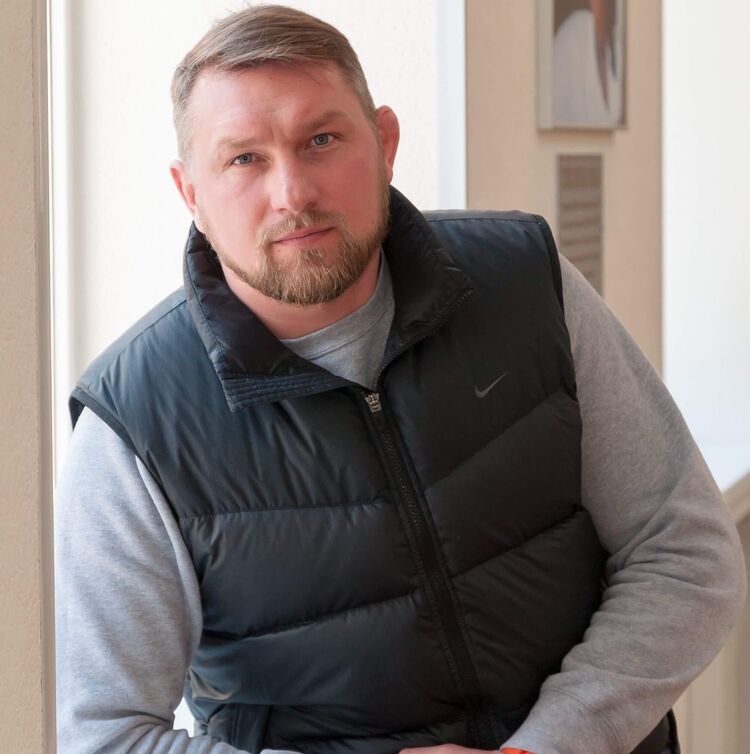  36218461  , 44 ,    -