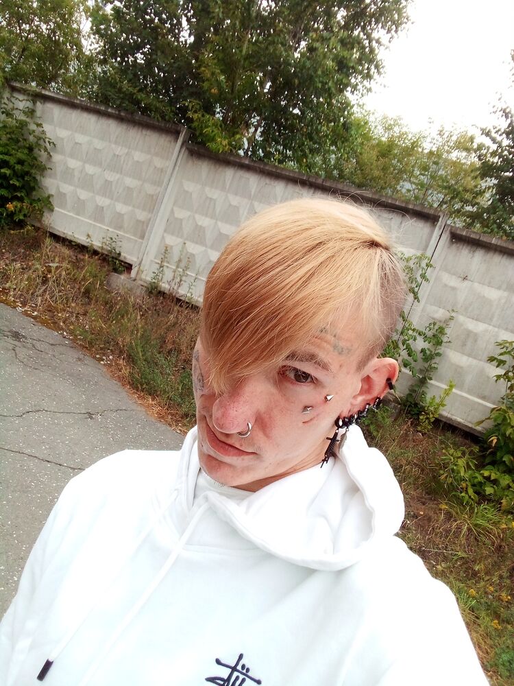  ,   ˸, 25 ,     , c 