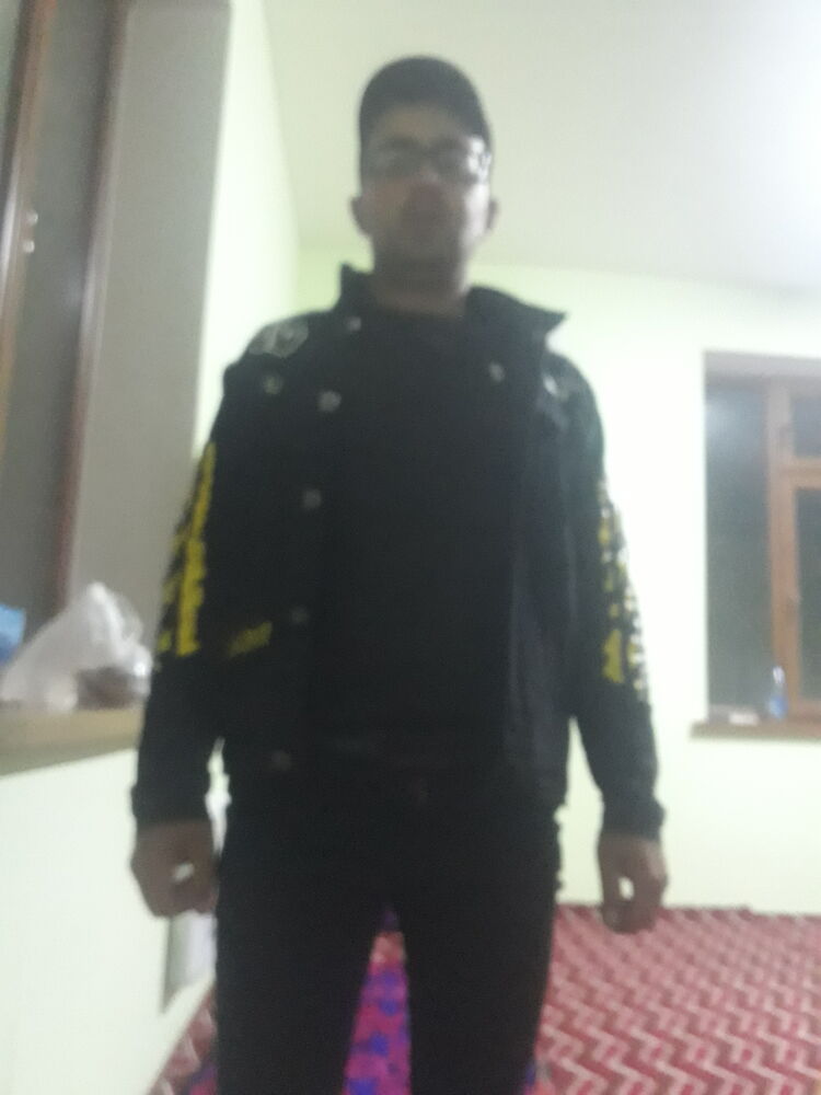  22815981  , 35 ,    