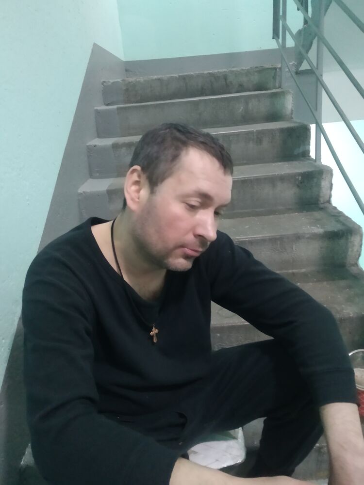  ,   Alek, 44 ,   ,   