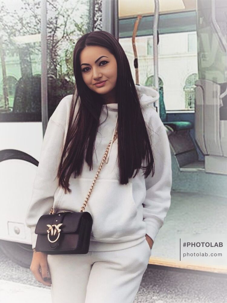  54243311  Elena, 37 ,    