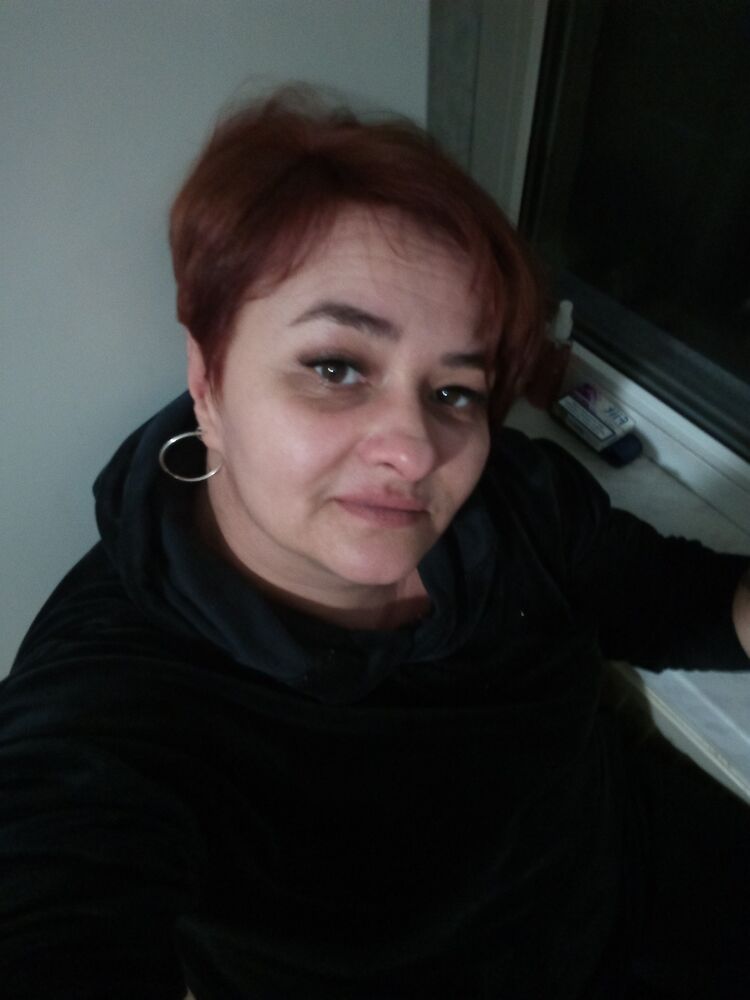  46902471  , 40 ,    