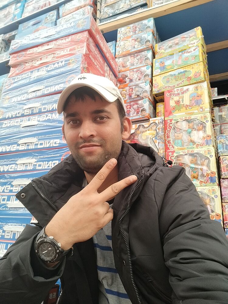  Ara,   Shivraj, 33 ,   ,   