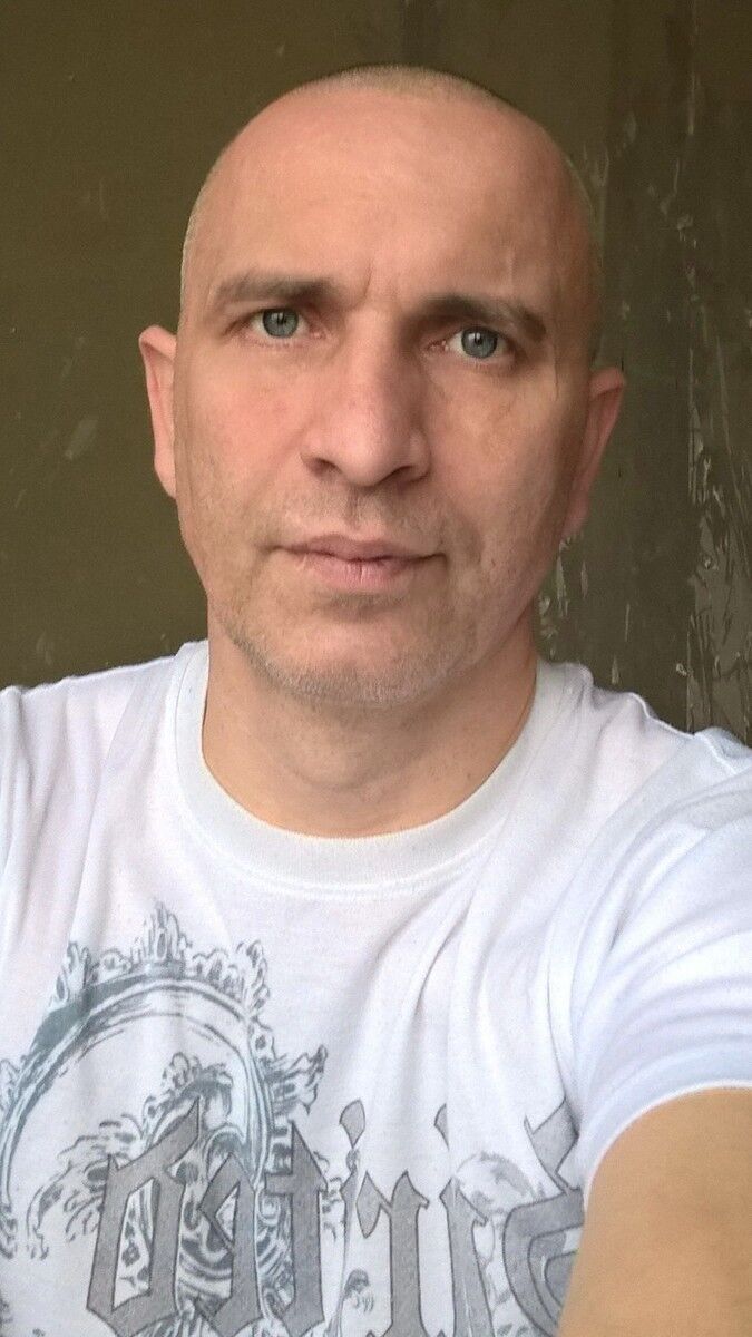  8860151  , 52 ,    