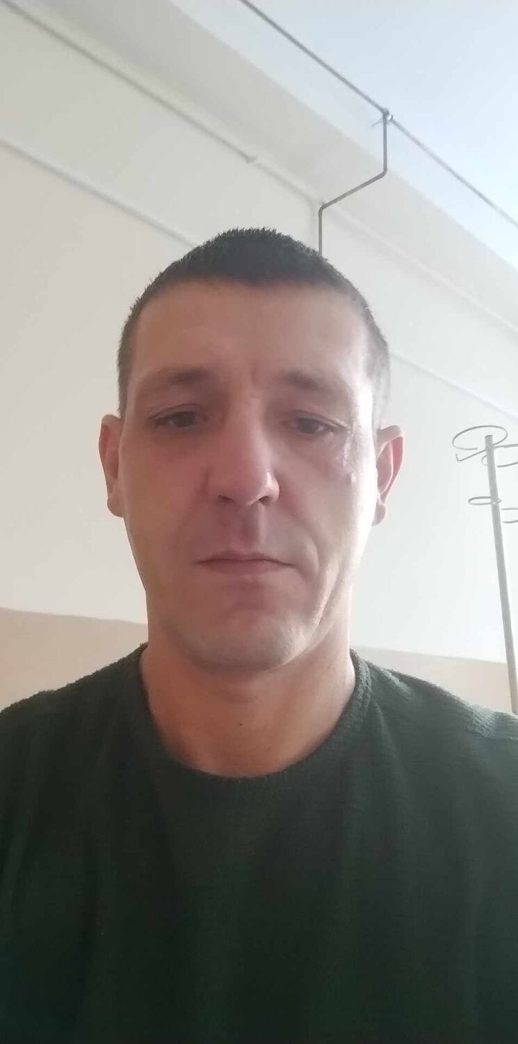  41902791  Igor, 36 ,    