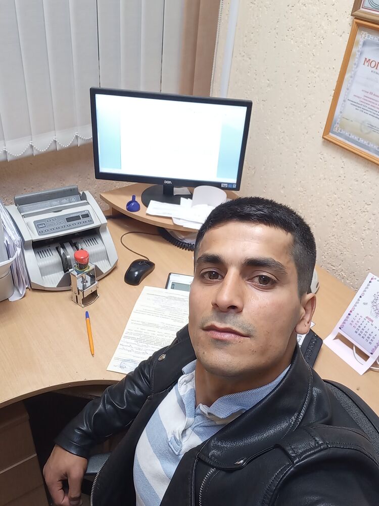  36601741  , 35 ,    