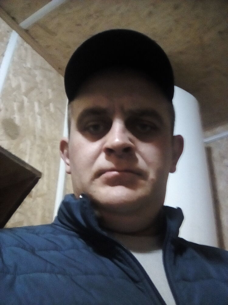  ,   Ivan, 37 ,   ,   