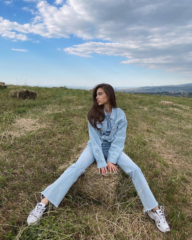  43699291  , 29 ,    -