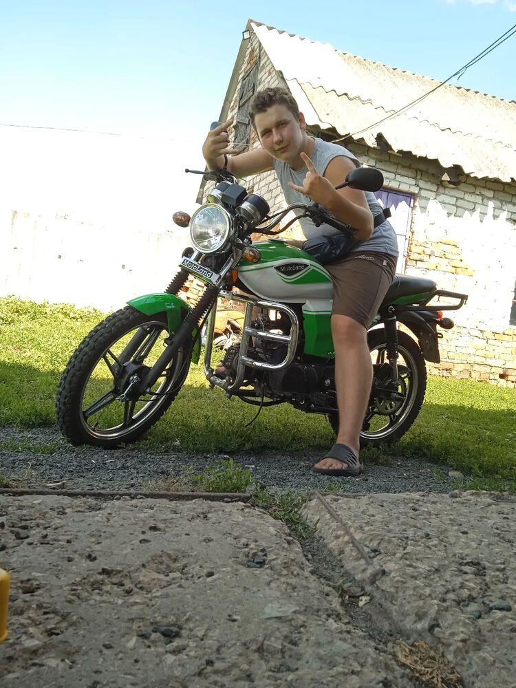  40889501  , 20 ,    
