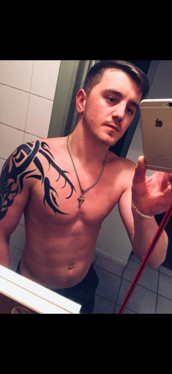  17231321  Kasper, 32 ,    