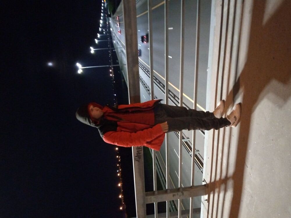  -,   Ismoil, 24 ,   ,   