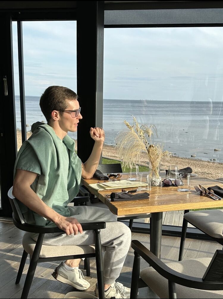  54648341  , 31 ,    -