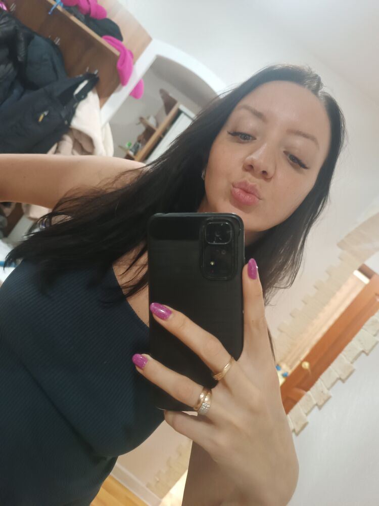  49382241  , 32 ,    