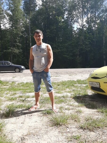  25207351  Enchik, 37 ,    