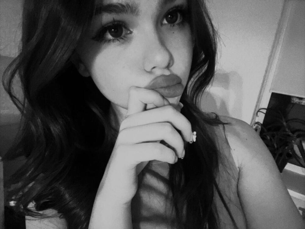  48988041  Alina, 23 ,    Novy