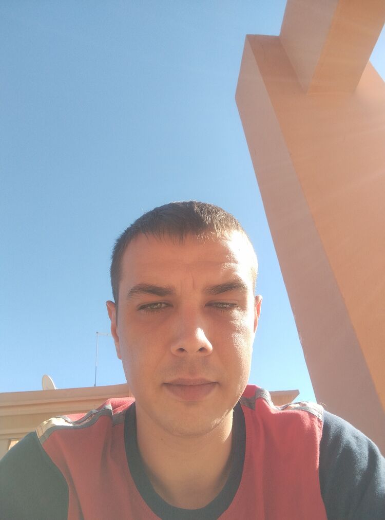  ,   Alex, 36 ,   ,   