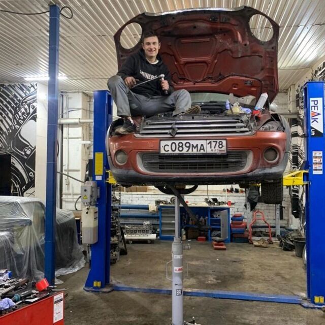  54045911  Eric, 24 ,    -