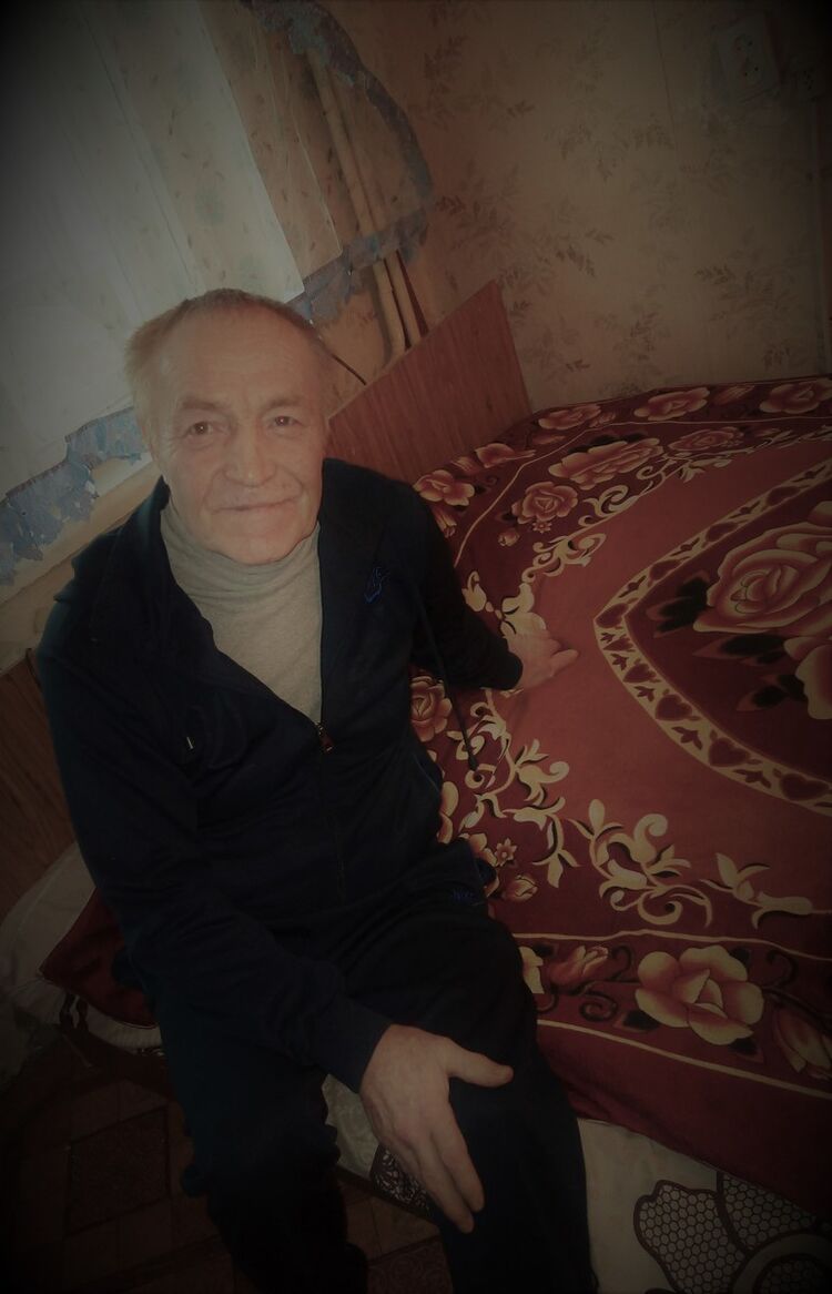  19055671  , 72 ,    