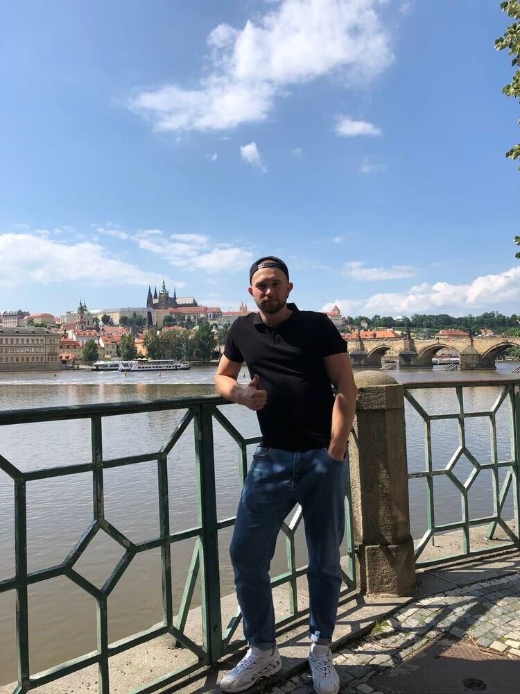  27698721  , 26 ,    Praha