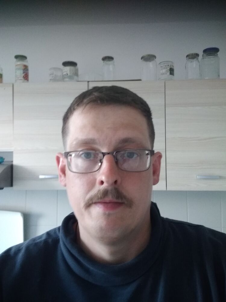  25099401  , 40 ,    