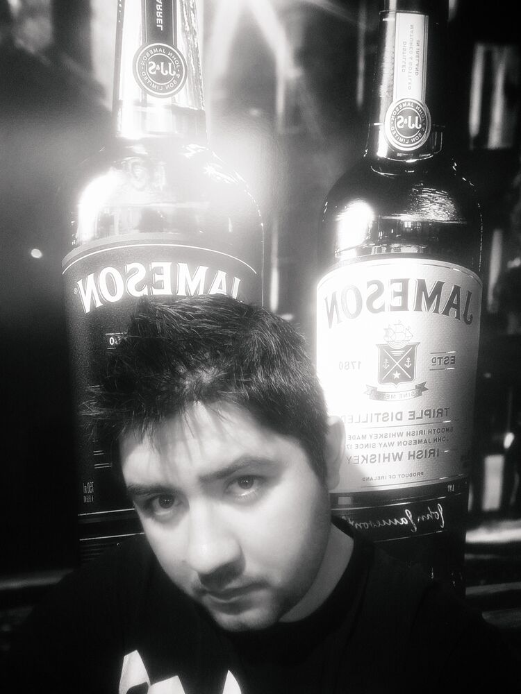  25367991  Timur, 33 ,    