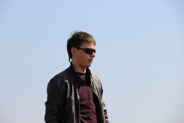  4061581  , 32 ,    -