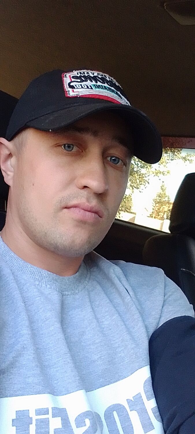  ,   Andrey, 35 ,   