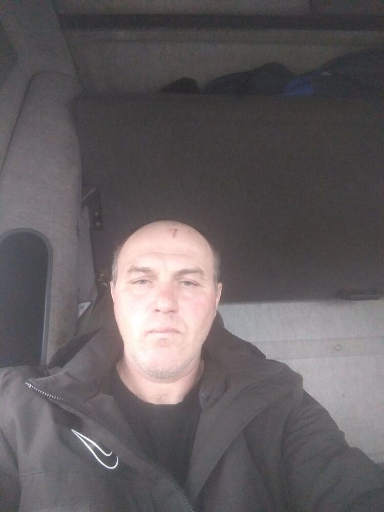  42005761  , 49 ,    
