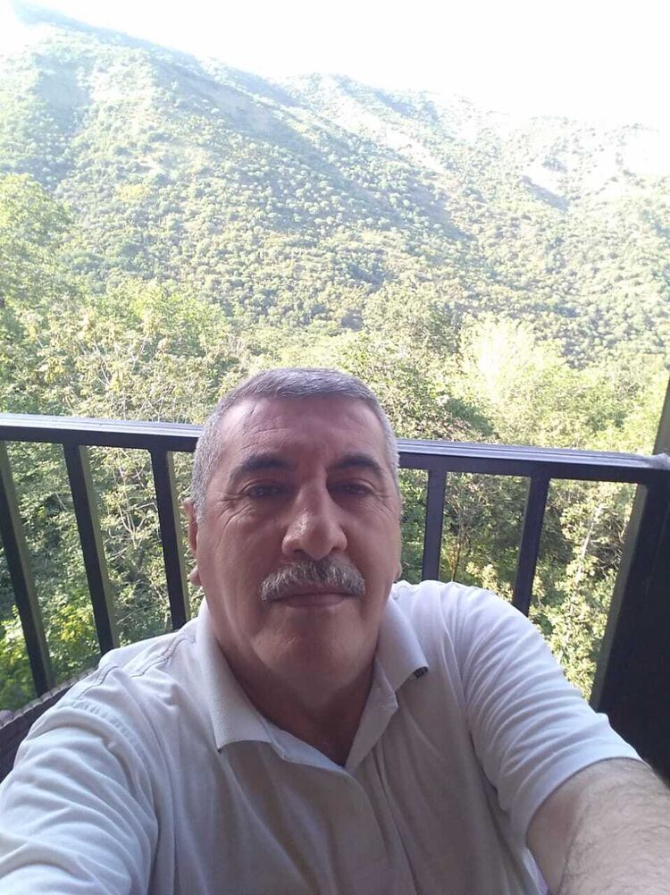  23243251  KRASAVCIK, 60 ,    