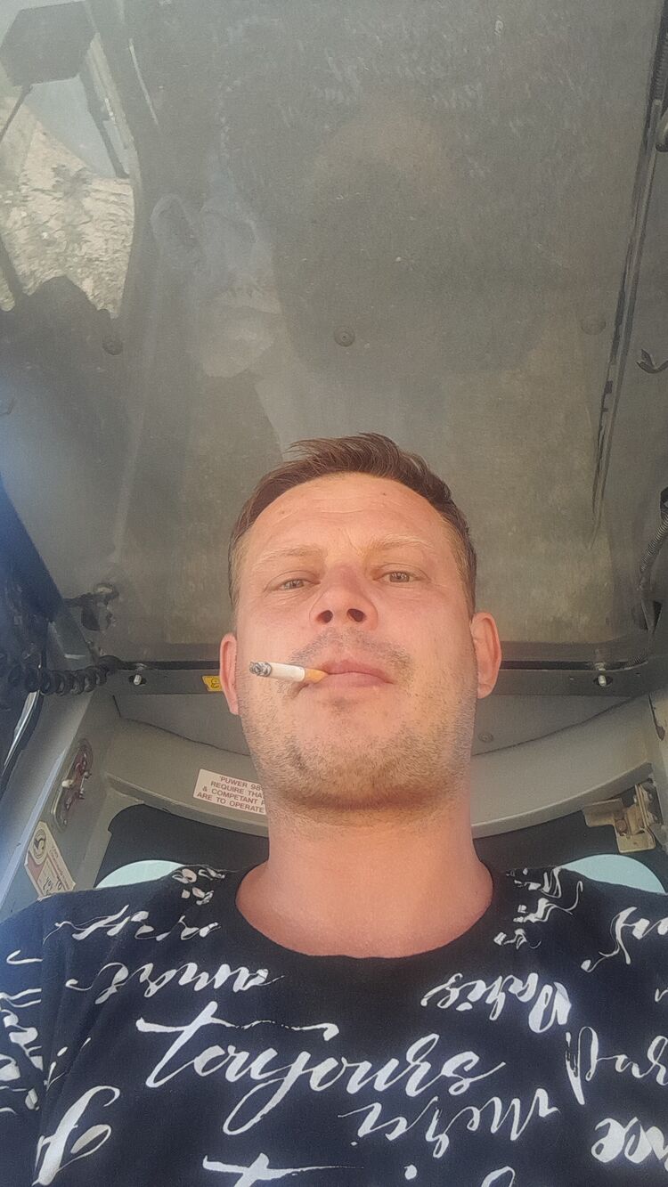 ���� 44121861 ������� ������, 37 ���, ���� ���������� � �����������