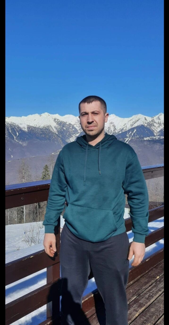  42516471  , 35 ,    