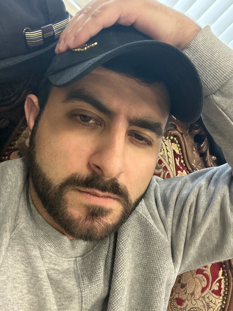  ,   Mike, 28 ,   