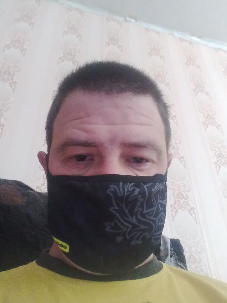  28836091  , 37 ,    