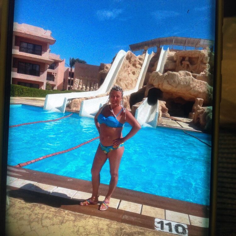  ,   Tatiana, 47 ,   c 