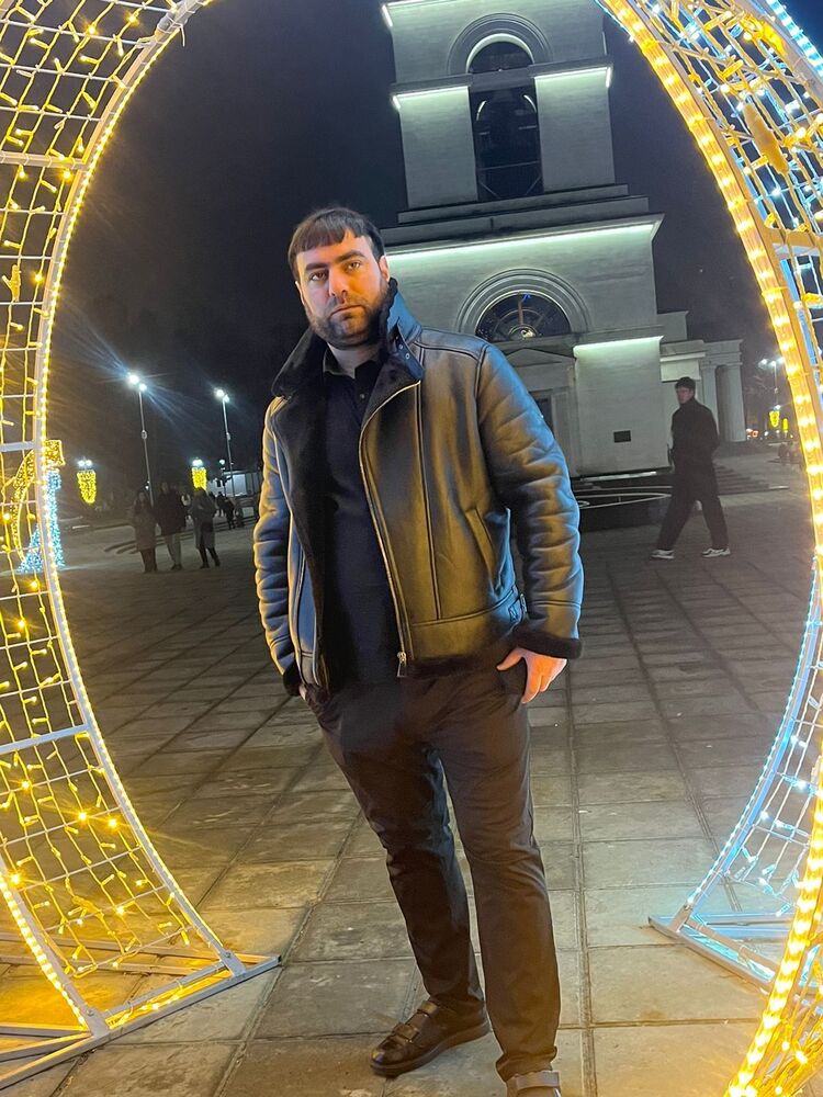  ,   Taleh, 36 ,   ,   