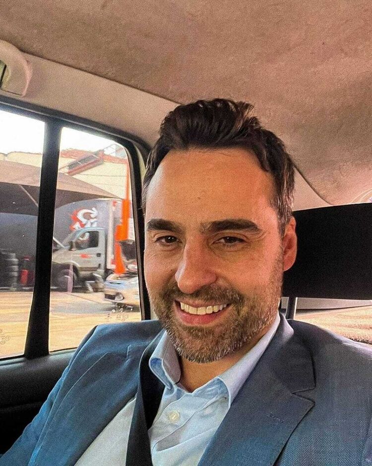 ���������� �����-���������, ���� ������� Jonas Leo, 51 ���, ������������ ��� ������, ����� � ���������, c�������� ���������