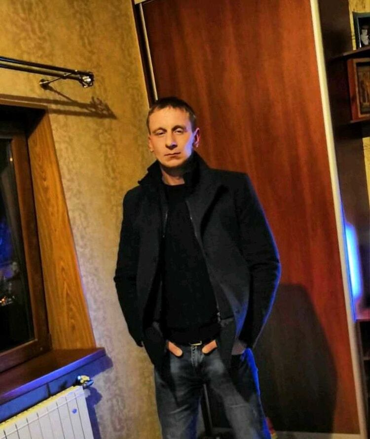  19101621  , 37 ,    