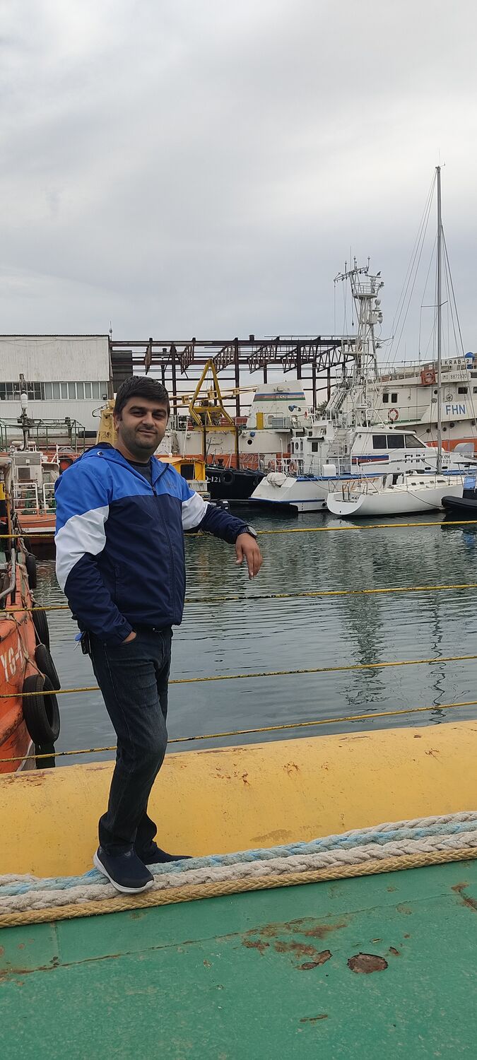  43091321  Mehman, 37 ,     