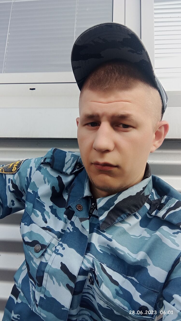  35882561  , 24 ,    