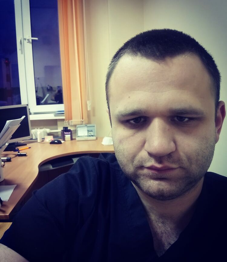  ,   Alexander, 32 ,   ,   , c 