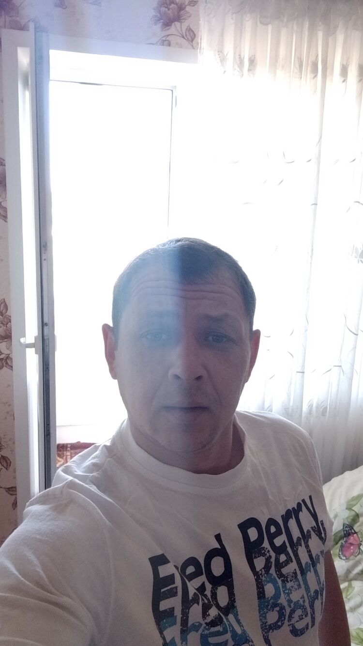  53007251  Alexander, 40 ,    