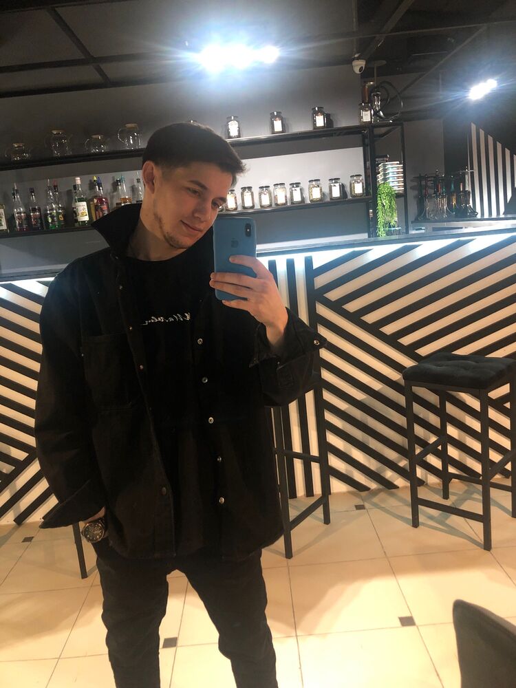  35093971  , 24 ,    