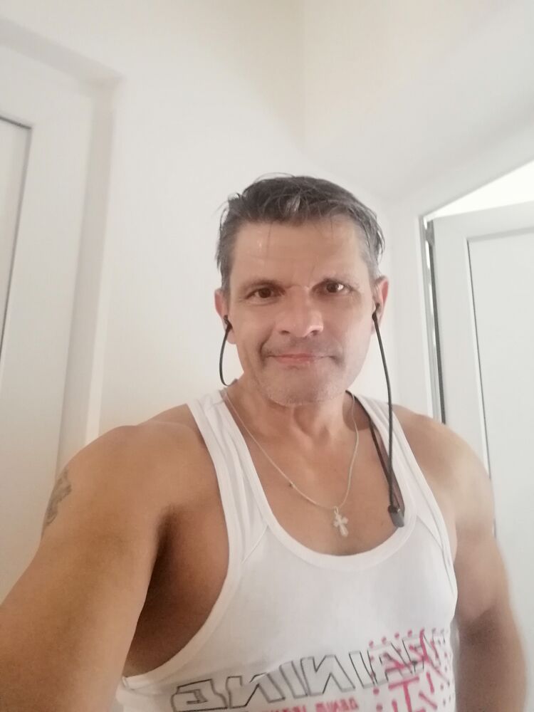  30550071  , 49 ,    